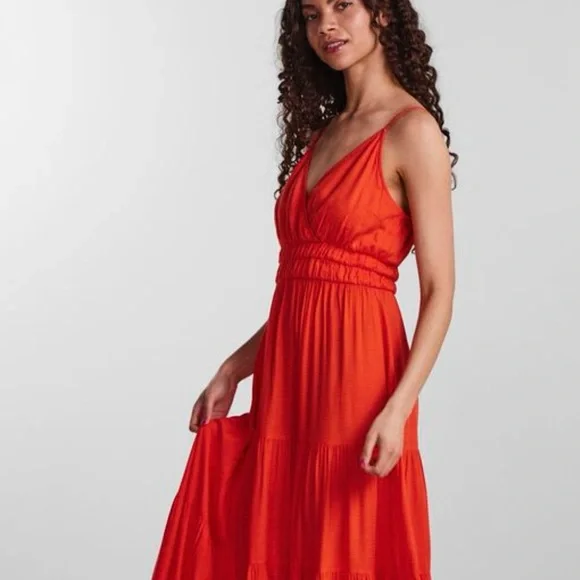 YAS | Yassirala Elegant Maxi Dress - Picture 5 of 9